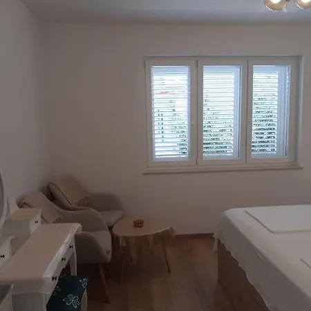 Cecilija Apartman *