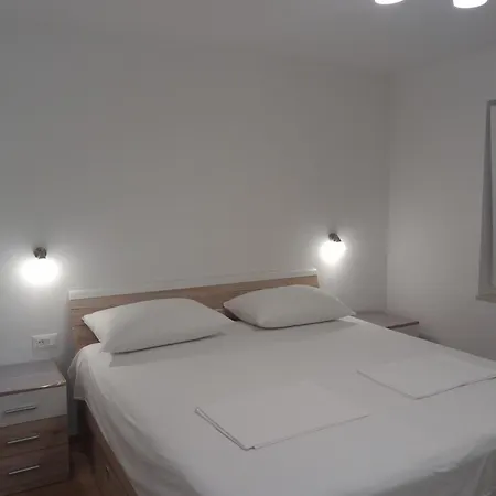 Apartman Cecilija *