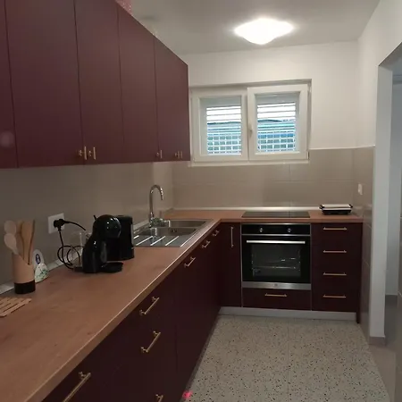 Apartman Cecilija *