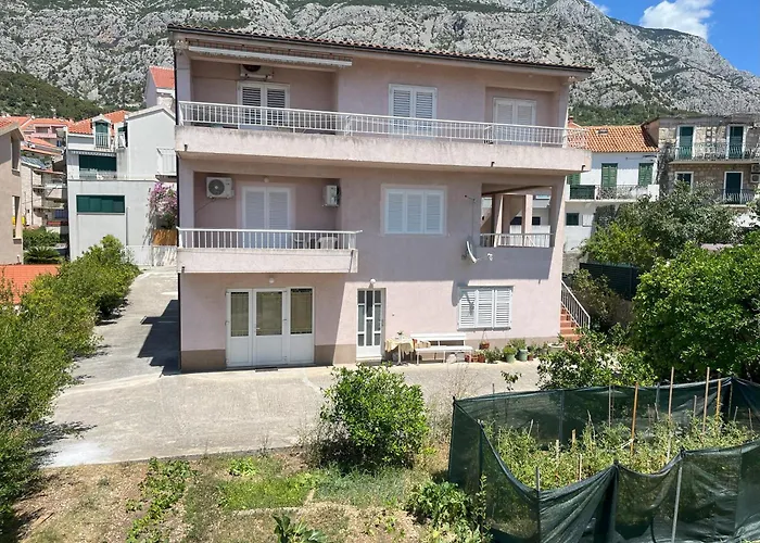 Cecilija Apartment Makarska